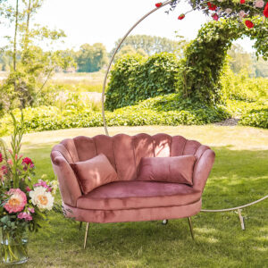 Roze trouwbankje
